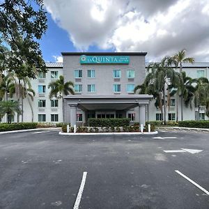 La Quinta Inn & Suites By Wyndham Sawgrass